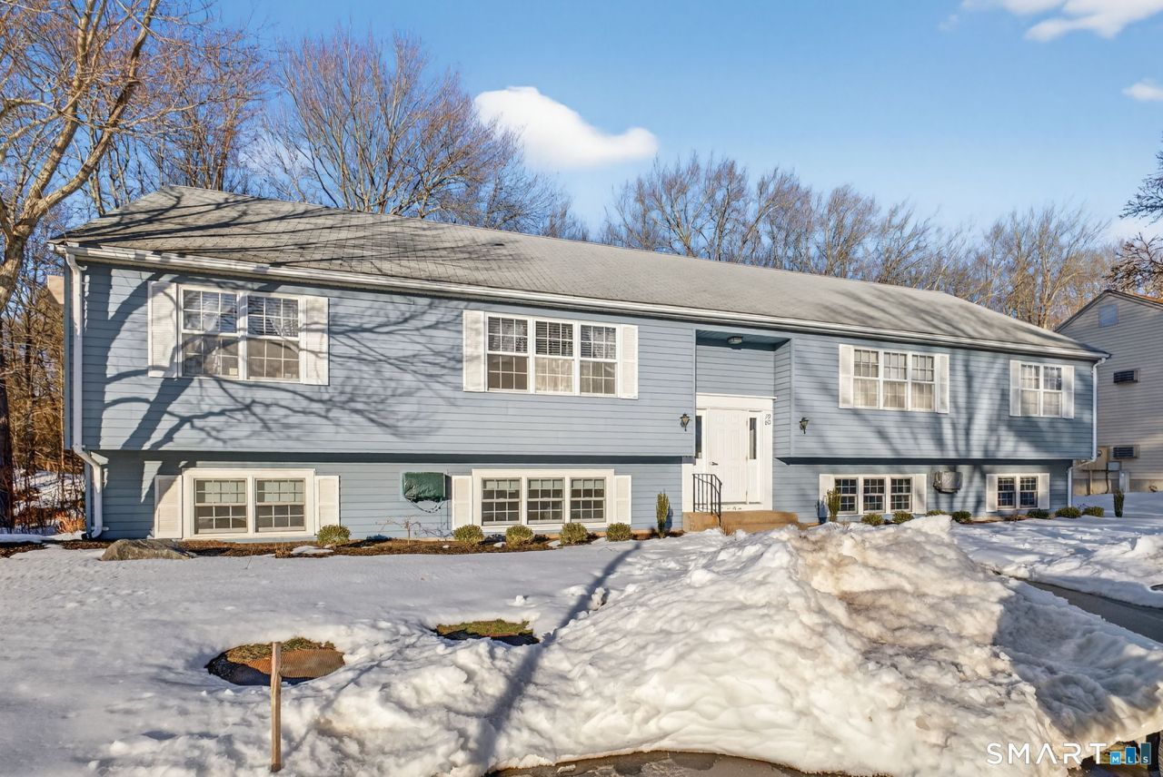 81 Founders, Unit 81, Clinton, CT 06413 Main Photo