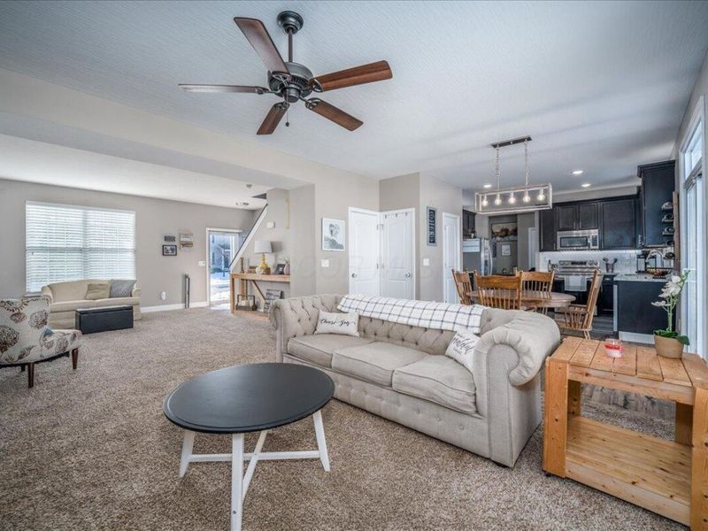 182 Honey Locust Lane, Commercial Point, OH 43116 Photo 4