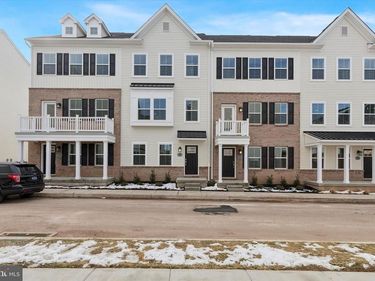 18 ANDERSON DRIVE, BRIDGEPORT, PA 19405