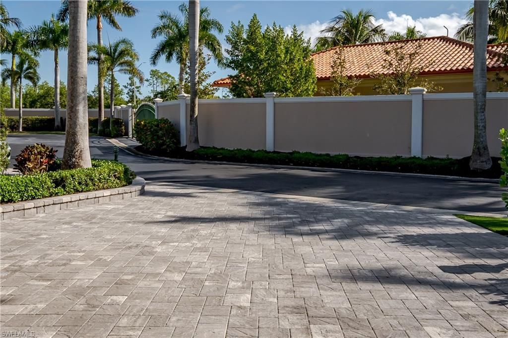 13319 Snook Cir, Naples, FL 34114 Photo