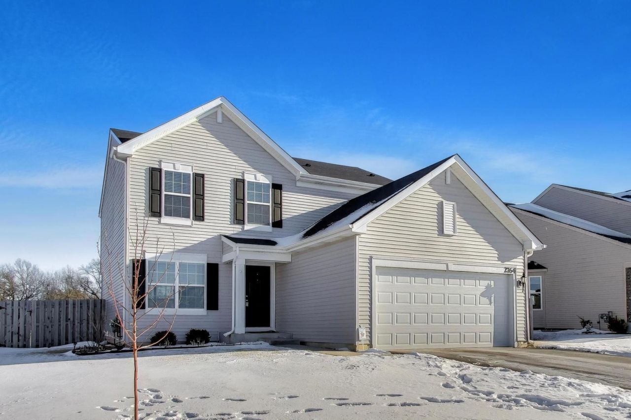 2764 Woodworth Avenue, Woodstock, IL 60098 Main Photo