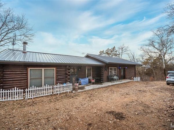 2585 River Road, Mount Sterling, MO 65062