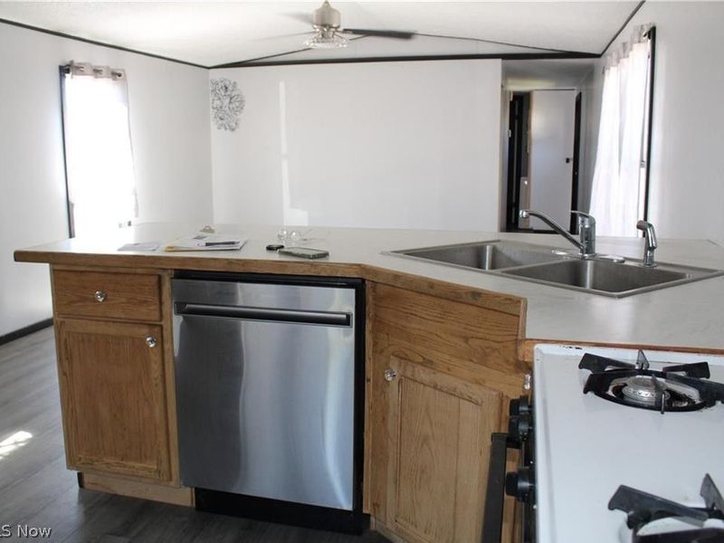 6000 Beth Avenue SW, Unit 92, Canton, OH 44706 Photo 3