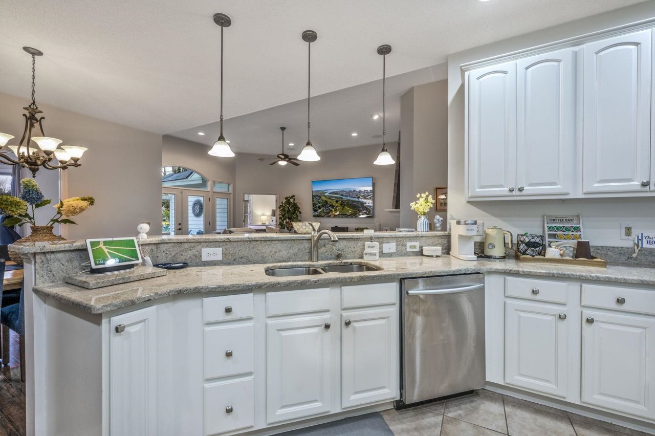 1822 Topsail Ln. Photo 10