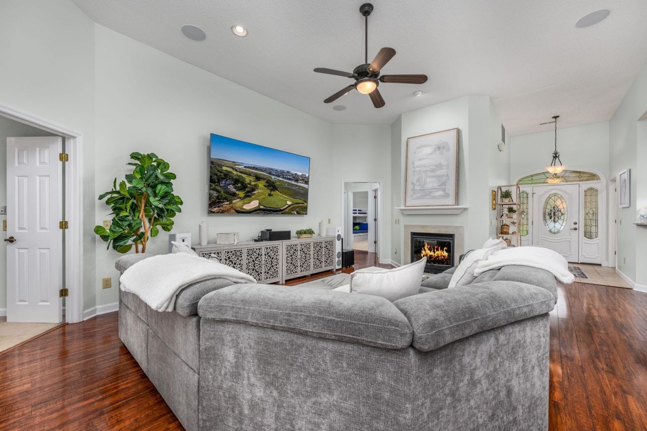 1822 Topsail Ln. Photo 7