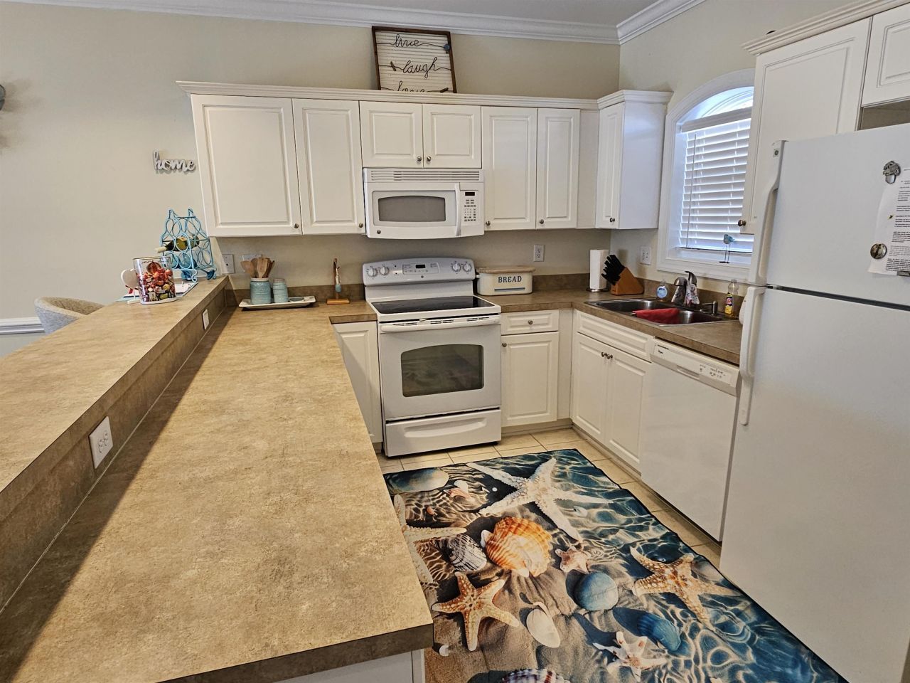 4142 Hibiscus Dr. Photo 5