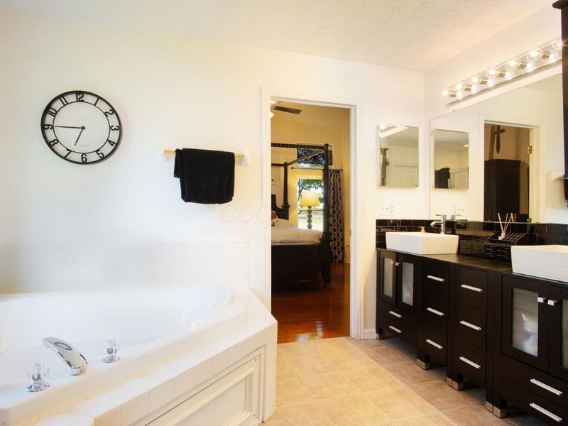 7707 Glenmore Drive, Powell, OH 43065 Photo 18