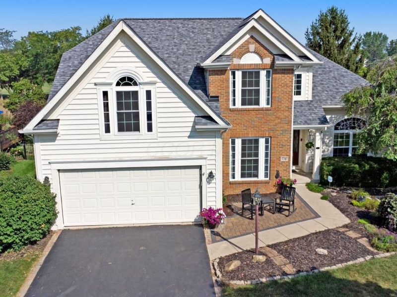 7707 Glenmore Drive, Powell, OH 43065 Photo 2