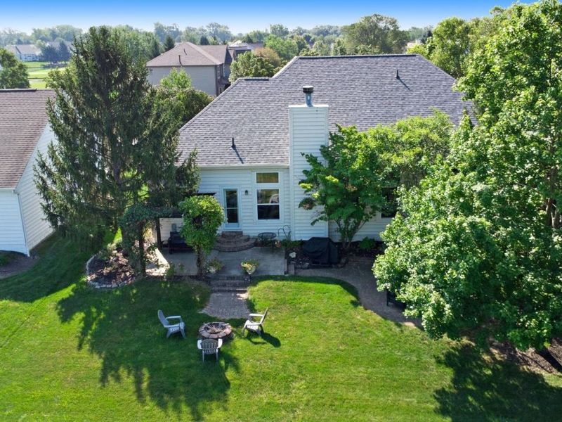 7707 Glenmore Drive, Powell, OH 43065 Photo 6