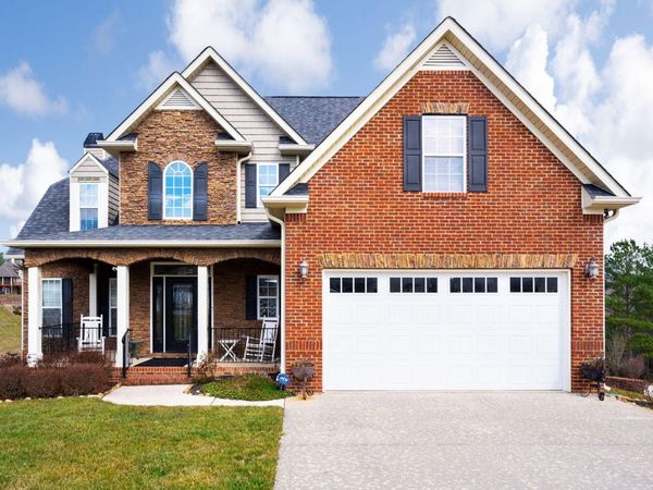 1703 Criswell Court, Soddy Daisy, TN 37379