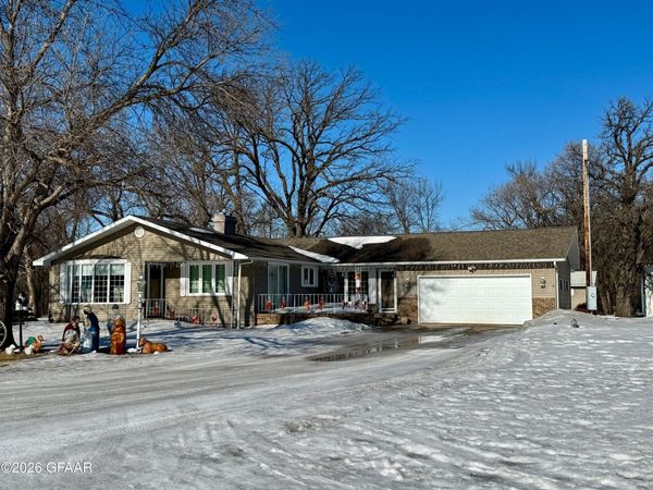 13709 HWY 5, Cavalier, ND 58220