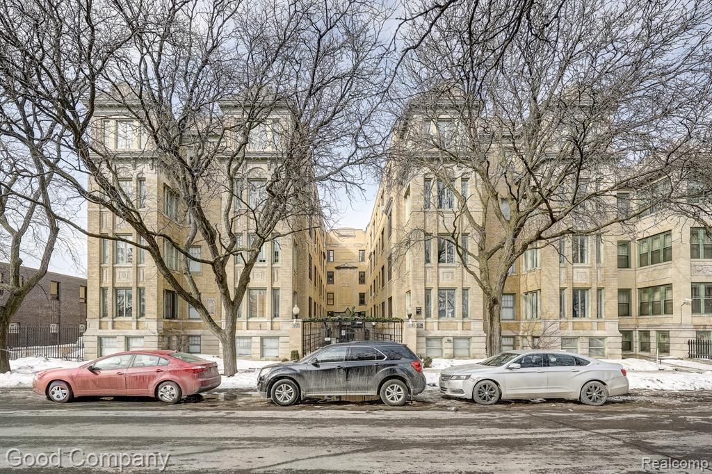 120 Seward Street, Detroit, MI 48202 Main Photo