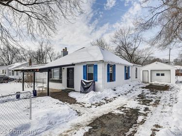 298 Oregon Street, York Twp, MI 48198