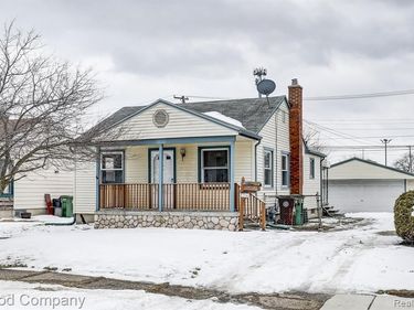 13741 Callender Street, Southgate, MI 48195