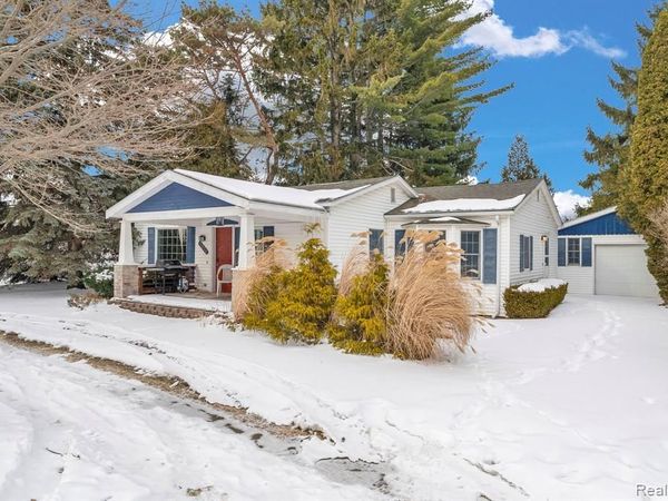 7271 Simons Street, Lexington Vlg, MI 48450