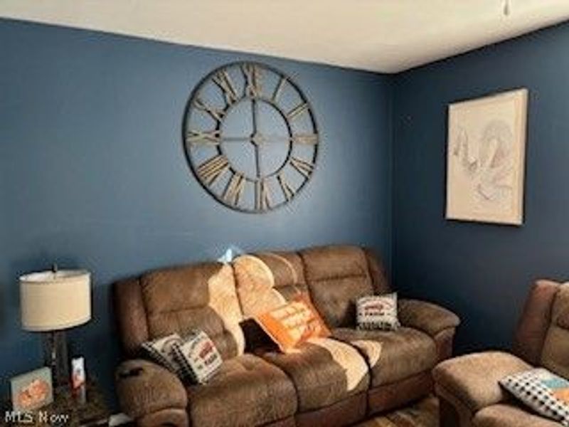 305 Irene Street, Toronto, OH 43964 Photo 5