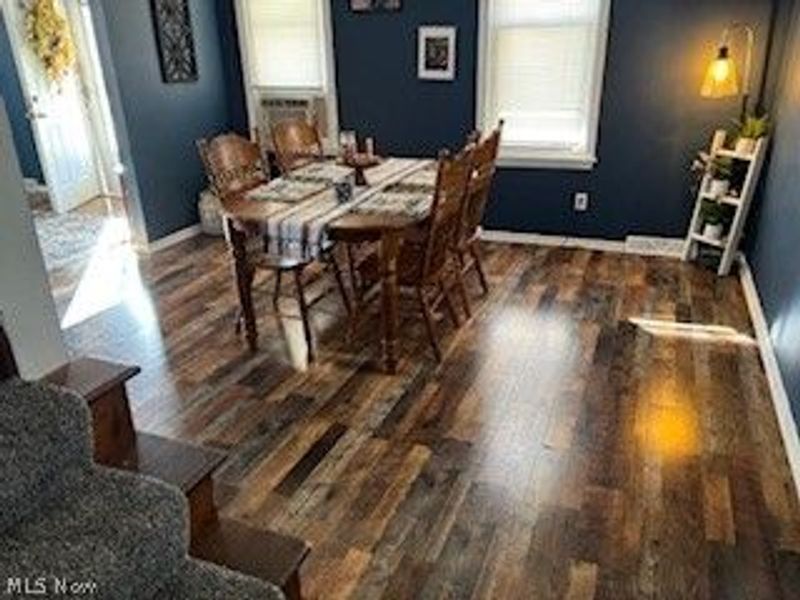 305 Irene Street, Toronto, OH 43964 Photo 9