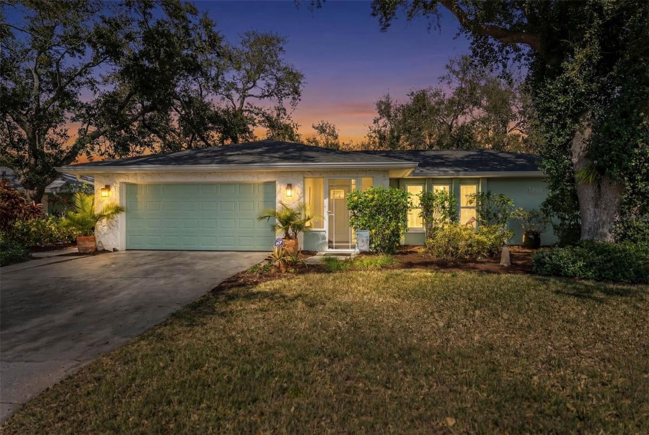 7208 Pointe West Boulevard, Bradenton, FL 34209 Photo