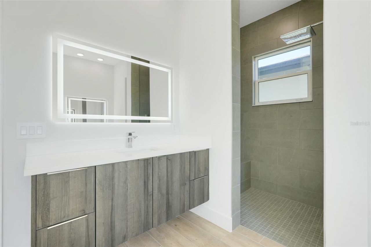 3056 Kensington Avenue, Davenport, FL 33837 Photo