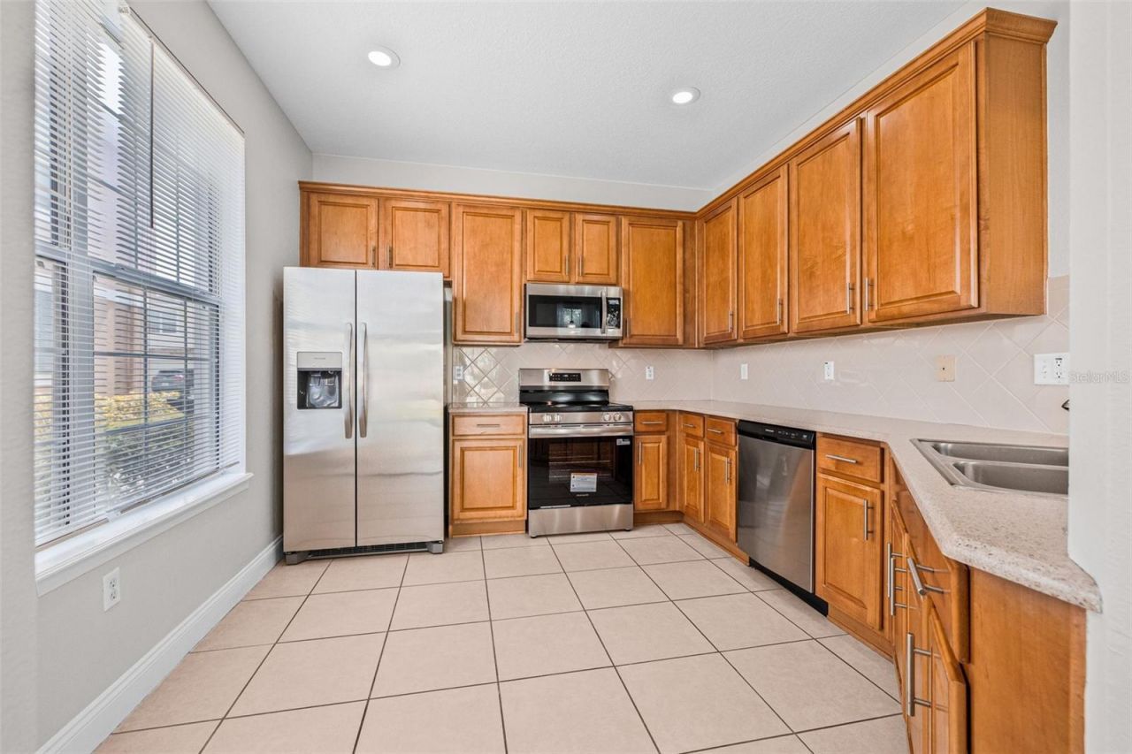 5176 6th Street N, Saint Petersburg, FL 33703 Photo