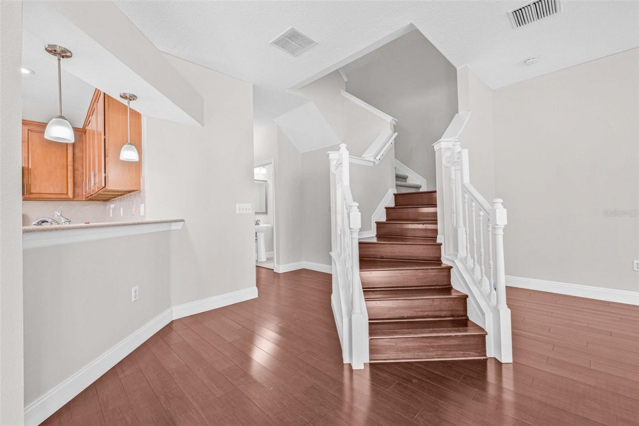 5176 6th Street N, Saint Petersburg, FL 33703 Photo