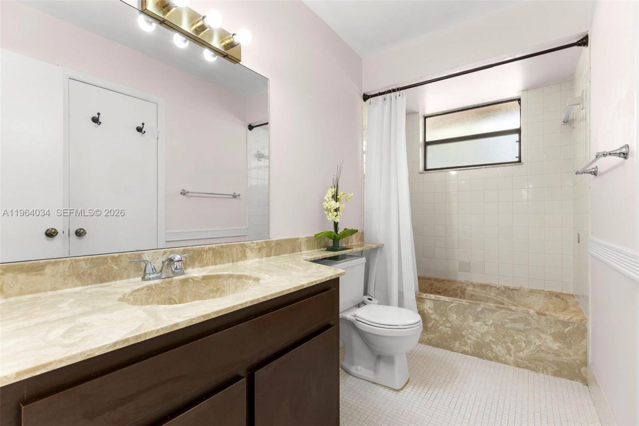 13234 SW 111th Ter, Unit 4-2, Miami, FL 33186 Photo