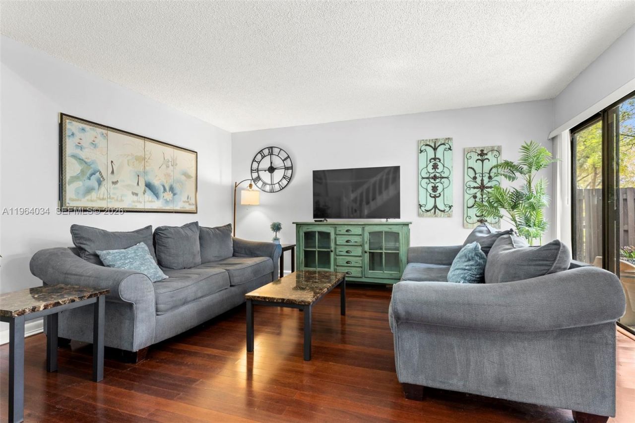 13234 SW 111th Ter, Unit 4-2, Miami, FL 33186 Photo