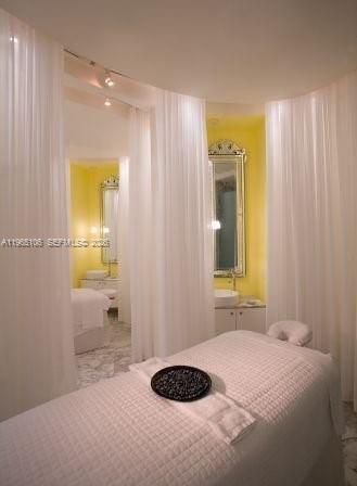 475 Brickell Av, Unit 2710, Miami, FL 33131 Photo