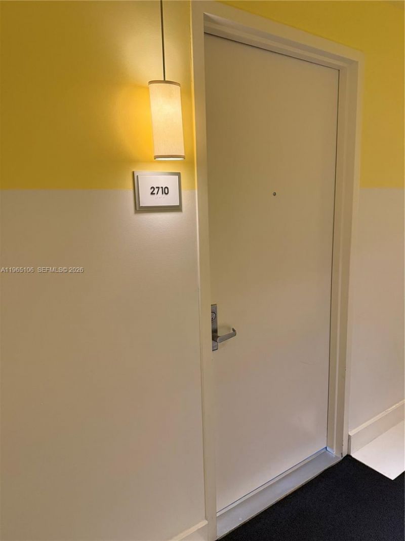 475 Brickell Av, Unit 2710, Miami, FL 33131 Photo