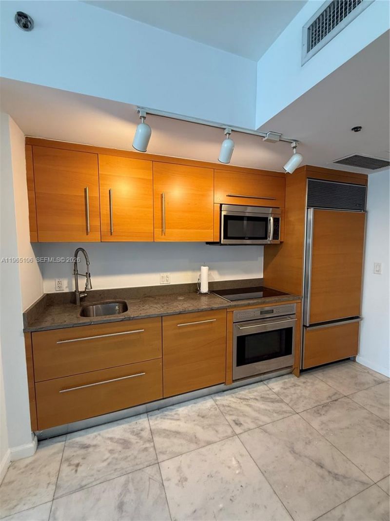 475 Brickell Av, Unit 2710, Miami, FL 33131 Photo