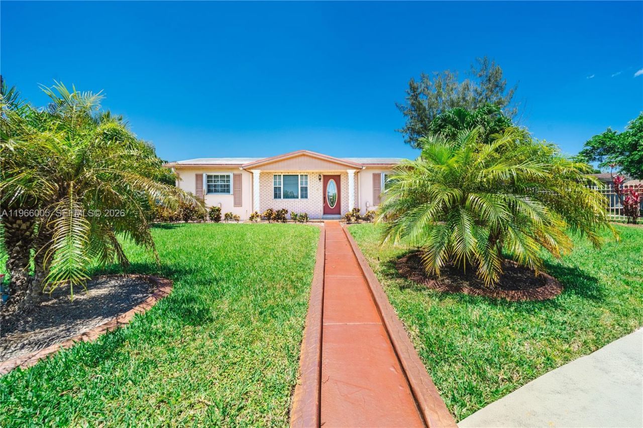 3125 NW 205th St, Miami Gardens, FL 33056 Photo