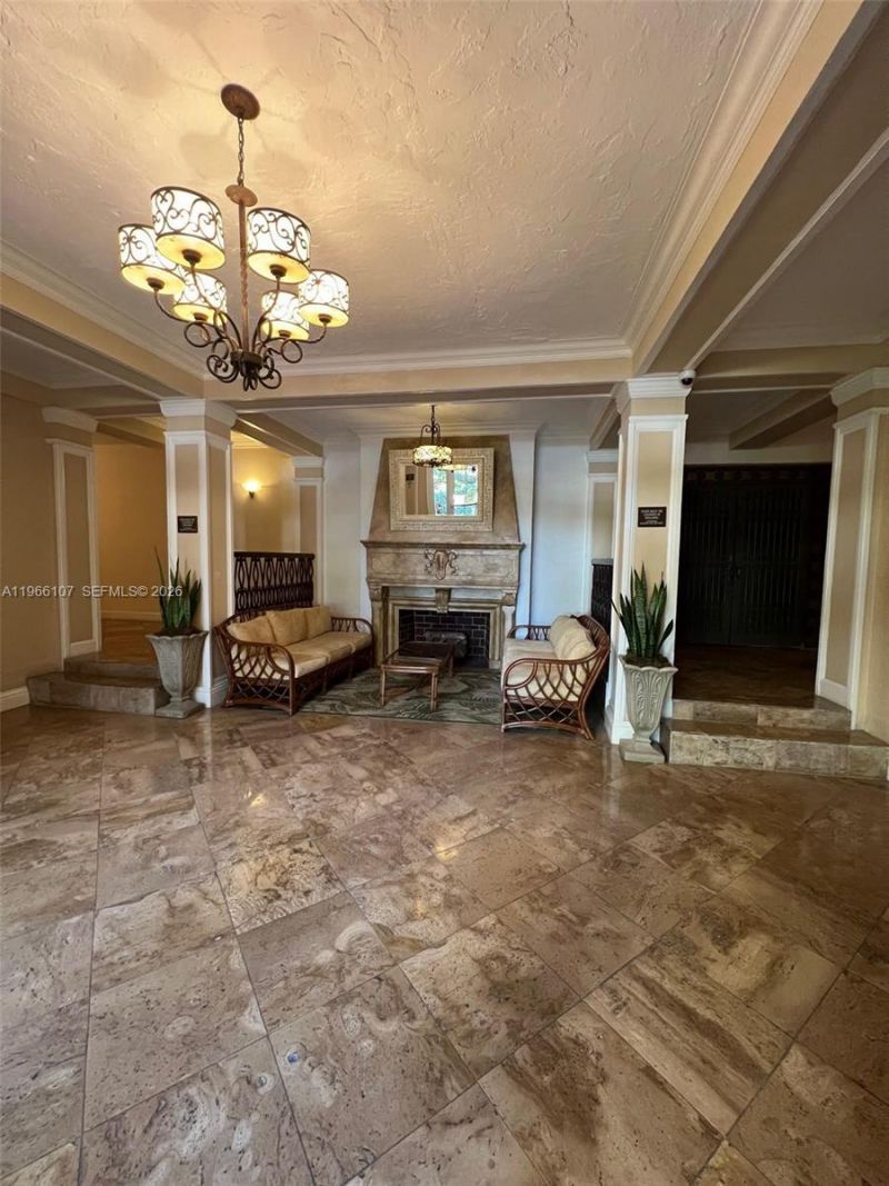 536 14th St , Unit 310, Miami Beach, FL 33139 Photo