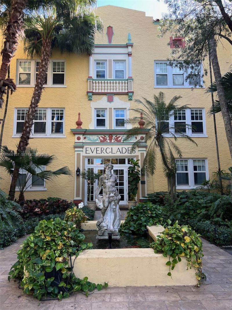 536 14th St , Unit 310, Miami Beach, FL 33139 Photo