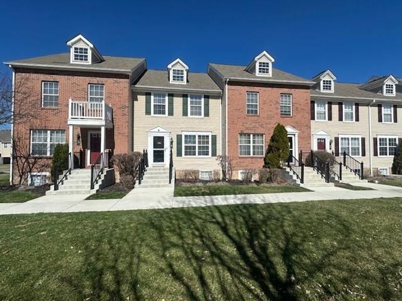 70 Highbluffs Boulevard, Columbus, OH 43235 Photo 17