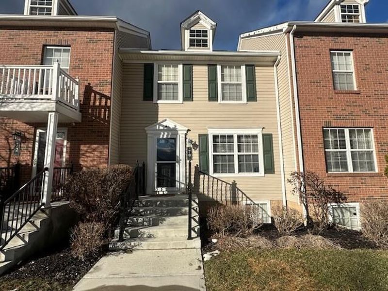 70 Highbluffs Boulevard, Columbus, OH 43235 Photo 32