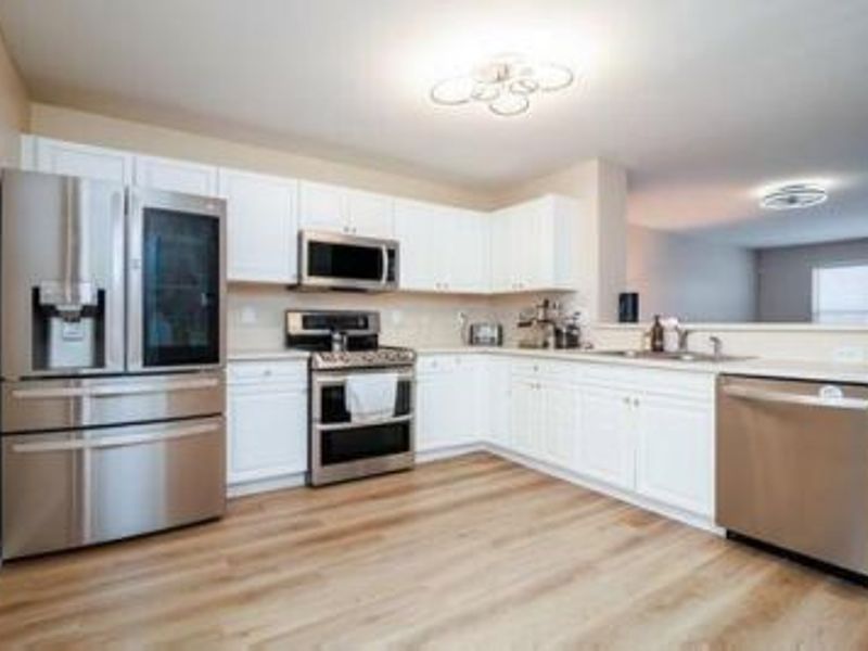 70 Highbluffs Boulevard, Unit 70, Columbus, OH 43235 Photo 7