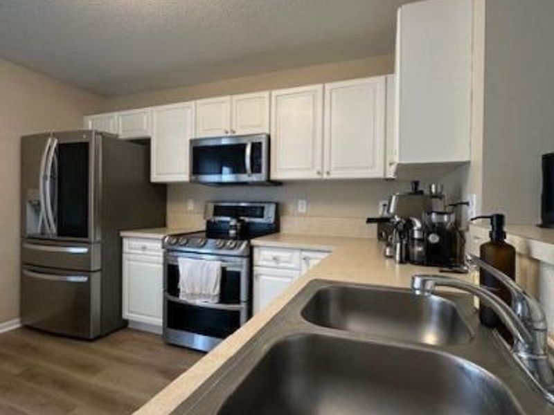 70 Highbluffs Boulevard, Unit 70, Columbus, OH 43235 Photo 8