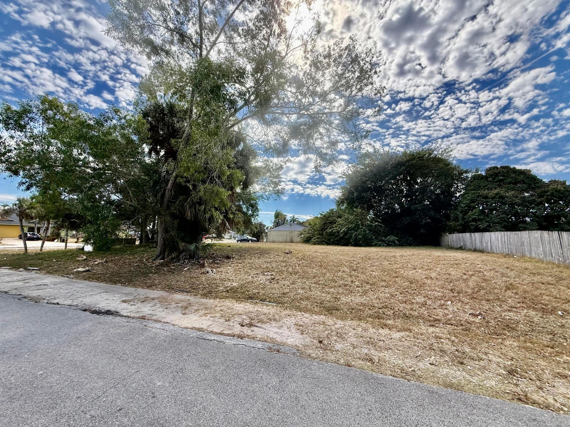 401 SW Tulip Boulevard, Port Saint Lucie, FL 34953 Photo