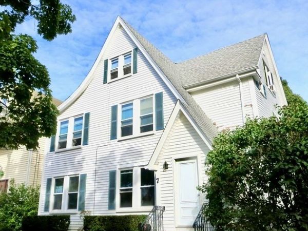 7 Oaklawn St, Unit 3, New Bedford, MA 02744