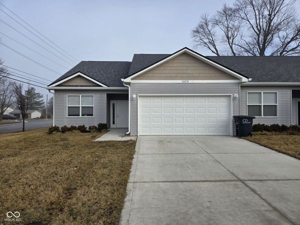 1624 Capra Court , Beech Grove, IN 46107