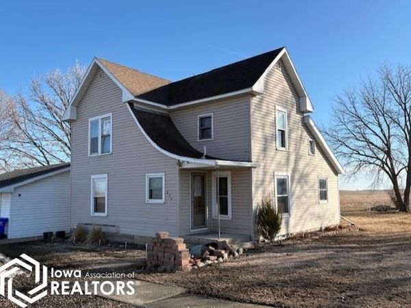 826 2nd Street, Meservey, IA 50457