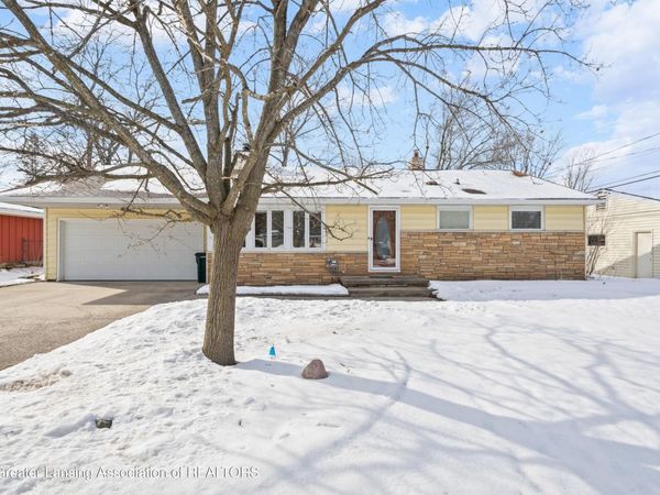 2313 Kuerbitz Drive, Lansing, MI 48906