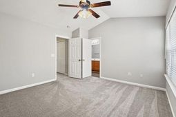 8010 Shadow Oak Drive photo 4