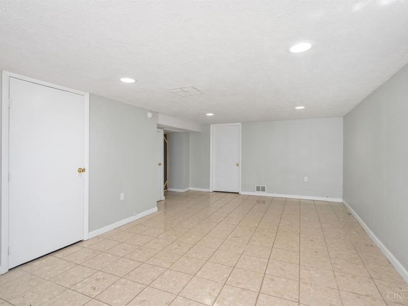 5265 Meyers Lane, Blue Ash, OH 45242 Photo 18