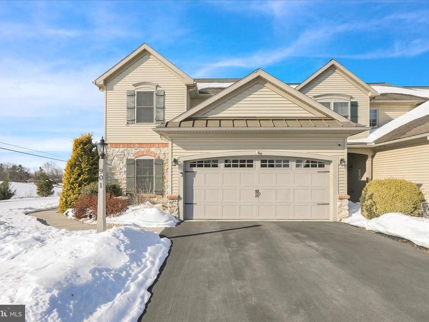 901 Lantern Drive, Lebanon, PA 17046 Main Photo