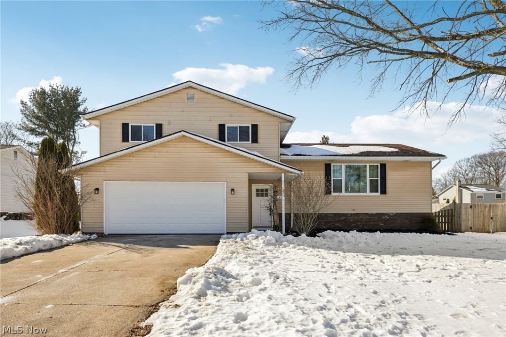 1632 Scarborough Drive, Brunswick, OH 44212 Main Photo