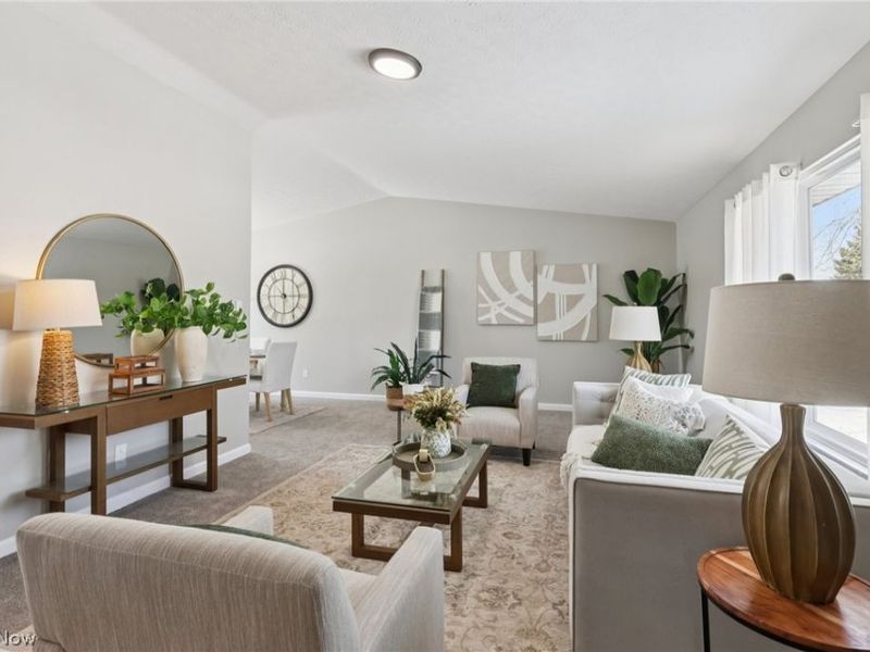 1632 Scarborough Drive, Brunswick, OH 44212 Photo 4