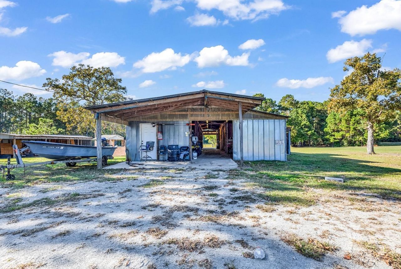 4013 Thomas Rd. Photo 25