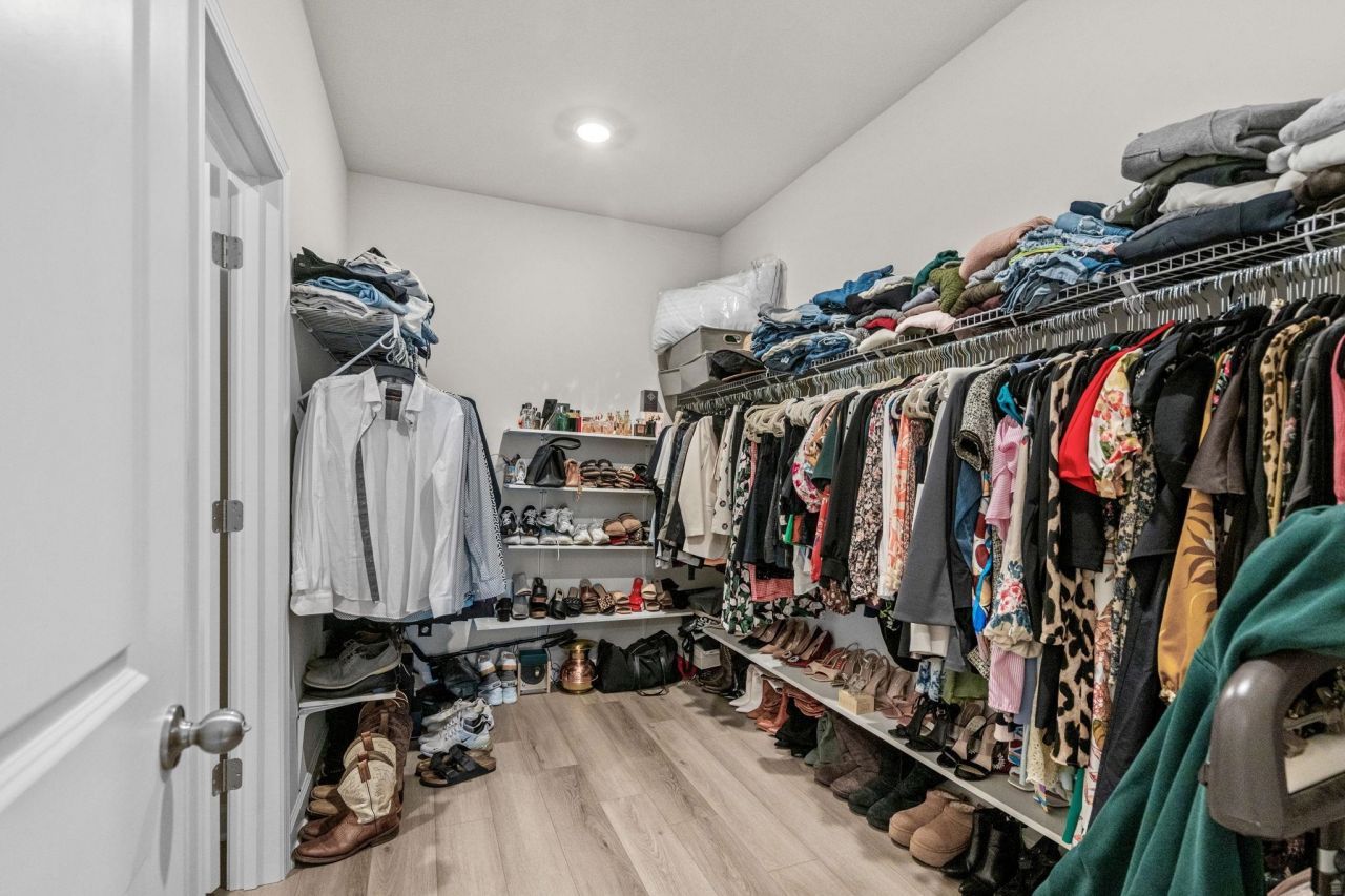 4341 Falls Oaks St.  Photo 26