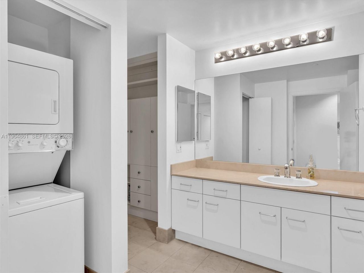 21150 Point Pl, Unit 305, Aventura, FL 33180 Photo